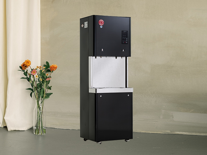 宏華連續(xù)式電開水器 讓您能夠隨時(shí)享受到溫暖的熱水